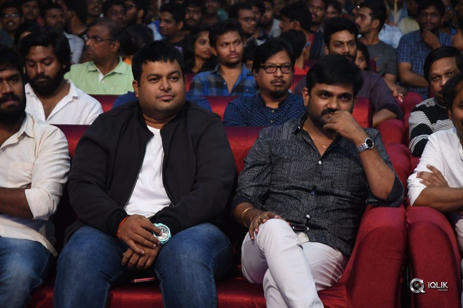 Mahanubhavudu-Movie-Pre-Release-Function